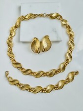 Vintage 1980s 22 Carat Gold
