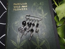 Witches tools brooch french - -,