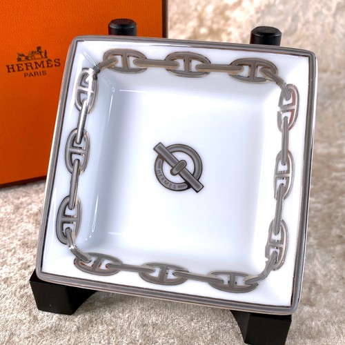 Hermes mini change - change, tray