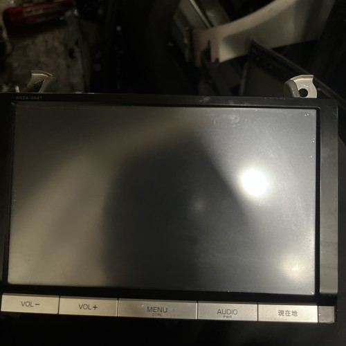Toyota prius radio sat nav - toyota,