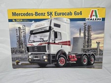 Italeri Mercedes-Benz SK