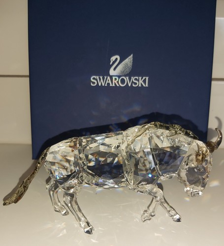 Swarovski wildebeest boxed - swarovski,