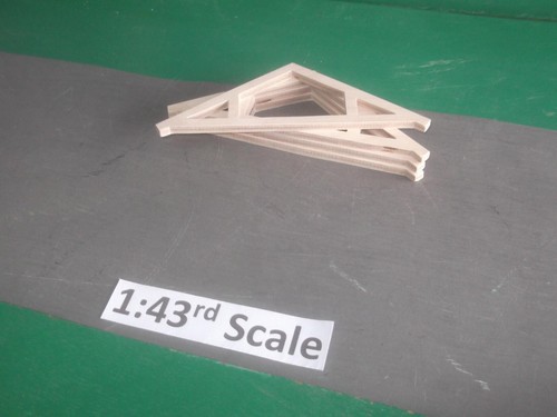Wooden model truck - load, 1:43rd