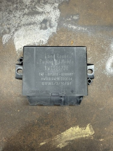 Land rover discovery parking - rover,