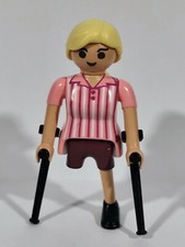 PLAYMOBIL WOMAN WITH AMPUTATED