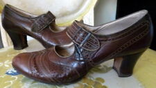 VINTAGE 1920s BROWN LEATHER SHOES Size 6