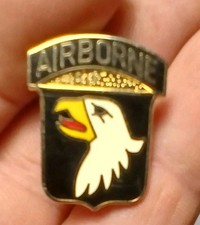 US 101st Airborne Sreaming