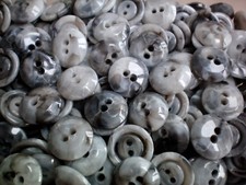 19mm 30L Soft Light Grey Marbled Swirl Pattern 2 Hole Jacket Craft Buttons J101