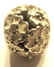STERLING SILVER GENUINE RETIRED PANDORA WHITE PRIMROSE MEADOW SLIDER CHARM