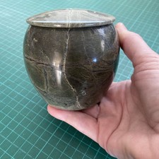 Large cornish serpentine lidded pot 9cm
