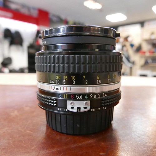 Used nikon 50mm nikkor - nikon,