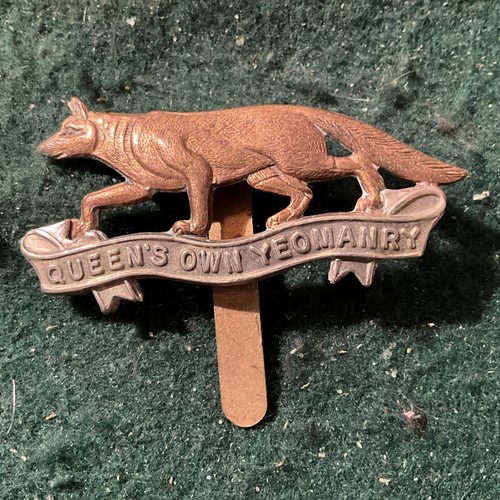 Queens own yeomanry cap badge - cap,