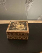 Sweet little antique dolls house Tunbridge wear box with old photo