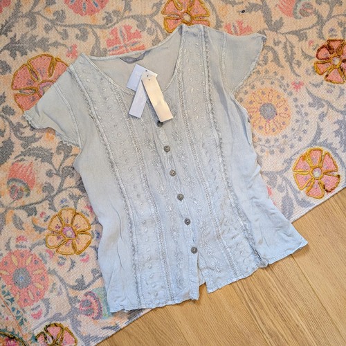 Bnwt elizabeth scott silver - bnwt,