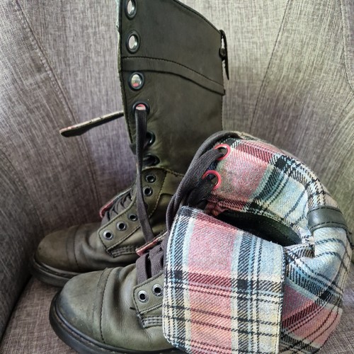 Martens aimilita triumph - dr,
