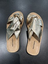 Hush Puppies Gold Mule /