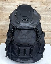 Oakley Bathroom Sink Backpack