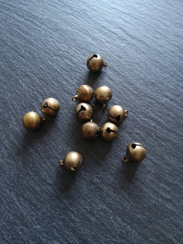 Antique bronze tone - 50,