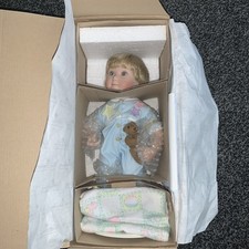 THE ASHTON DRAKE GALLERIES