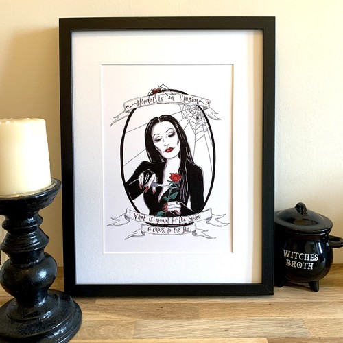Morticia addams spider fly - morticia,
