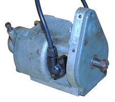 VINTAGE 1954 LUCAS MO1L MAGNETO / MAGDYNO GOOD SPARK BSA GOLD STAR B33 B31 M20