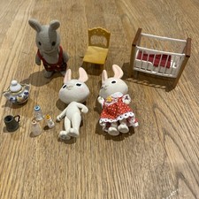 Flocked Rabbit Bundle: Honey Bee Acres”The McScampers Rabbit Family” Accessories