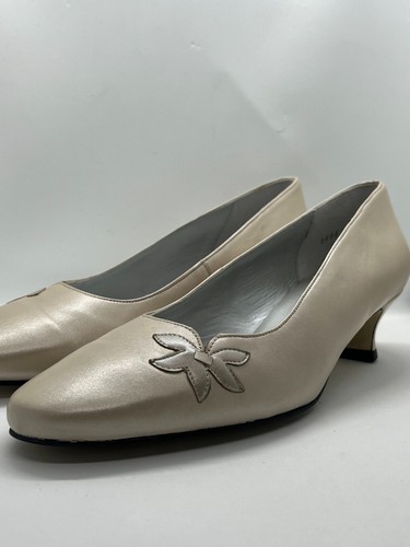 Ladies geneva equty - geneva, genuine