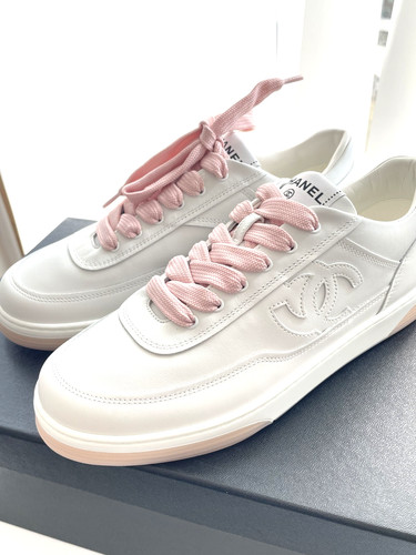 Bnwt chanel size white and - size,