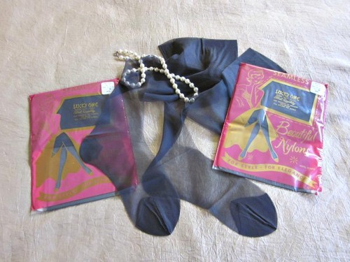 Pairs vintage nylons - pairs,