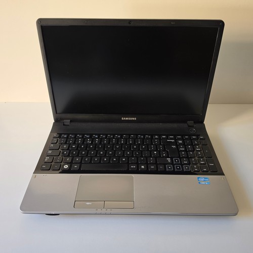 Samsung laptop np300e5a - samsung,