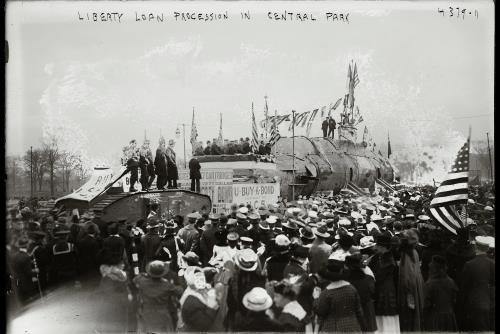 Liberty loan procession - loan, in