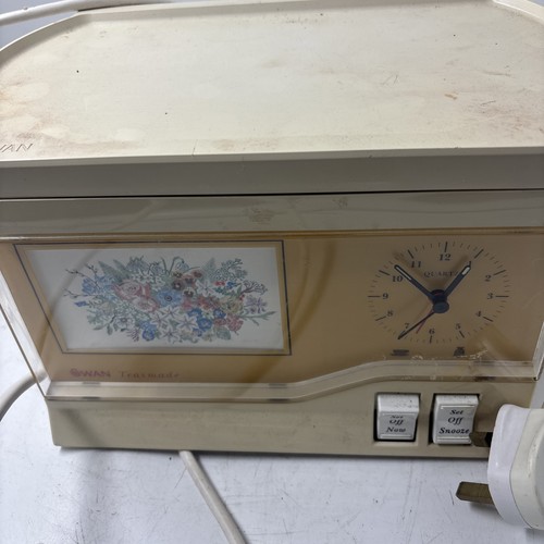 Vintage retro swan compact - retro,