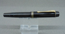 Montblanc 232 Fountain Pen, Black. 14c Gold Medium Nib - untested