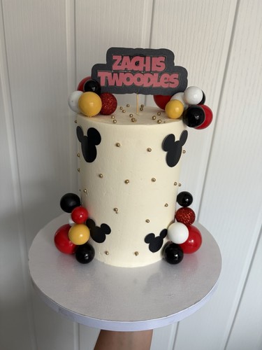 Mickey mouse personalised cake - mickey,