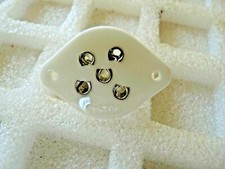 2 x B5  Ceramic Valve Base