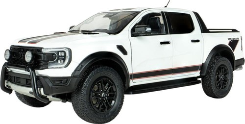 Solido 18th scale ford - 1:18th,