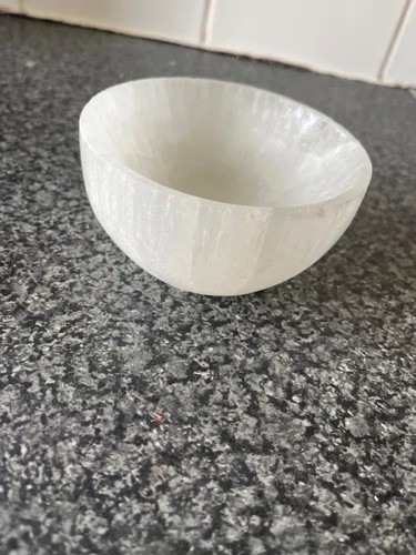 Selenite bowl 10cm charging - selenite,