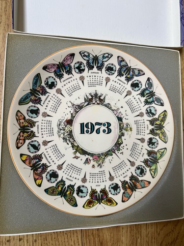 1973 wedgwood calendar - wedgwood, plate