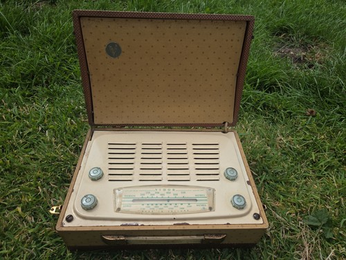 Vidor model cn426 - model,