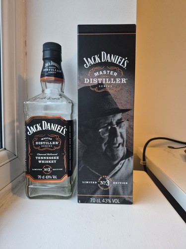 Jack daniels master distiller - jack,