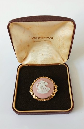 Wedgwood jasper pink - pink, brooch