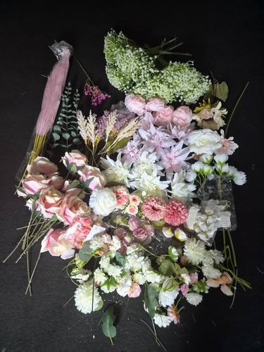 Flowers garlands - &,