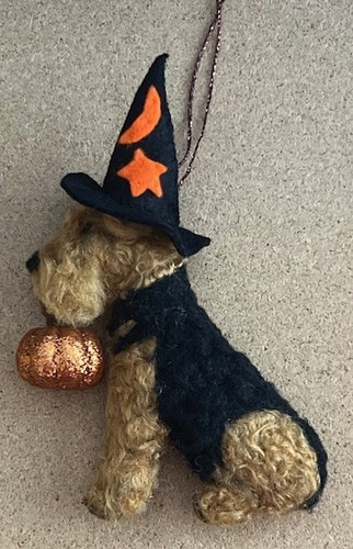 Airedale welsh terrier - welsh,