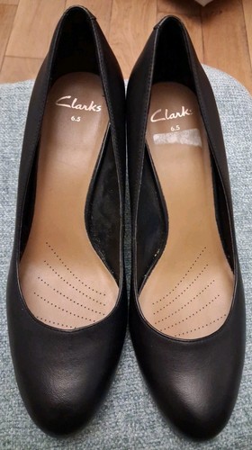 Clarks size black court - clarks., 6.5