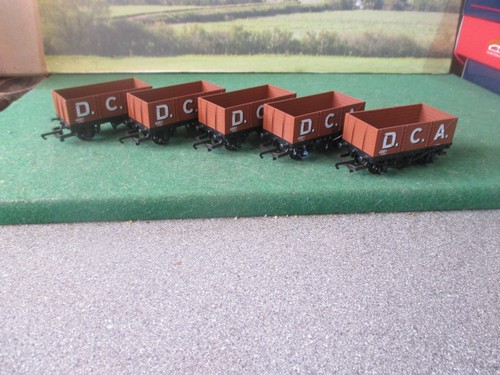 Hornby plank wagon dca - 5,