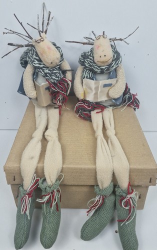 Handmade knitted sitting shelf - handmade,