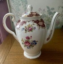 Royal Tuscan “Windsor“ Wedgewood group bone china England coffee pot