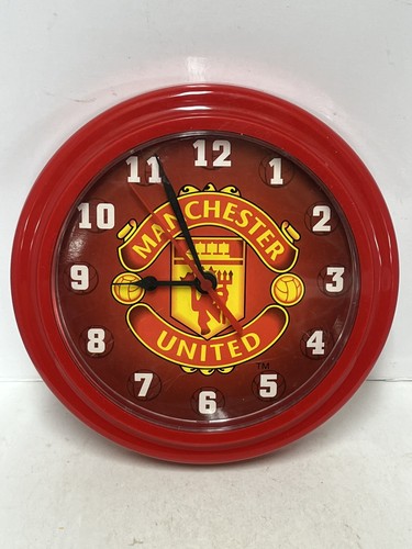 Manchester united round wall - united,