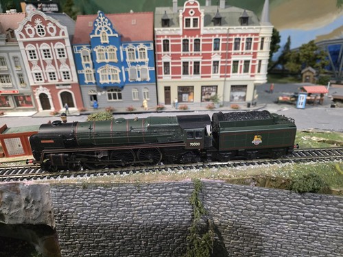 Hornby britannia steam - hornby, br