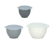 3 Piece Mixing Bowl Set Plastic With Pouring Lip & Lids Baking Cooking Kitchen